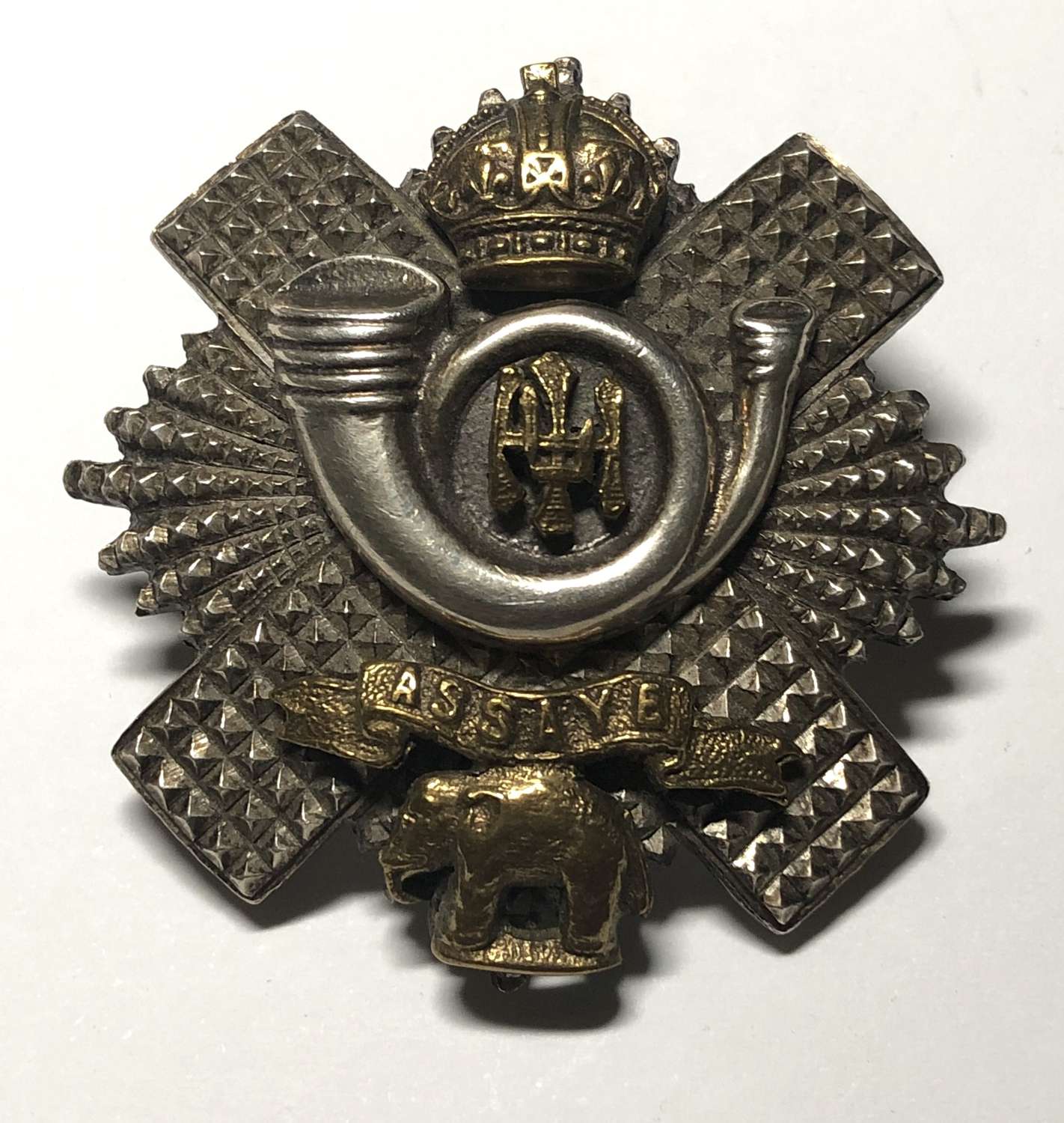 Highland Light Infantry Officer's HLI glengarry badge circa 1901-52
