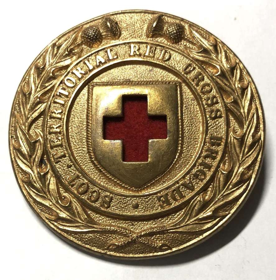 Scottish Territorial Red Cross Brigade WW1 hat badge c1910-14