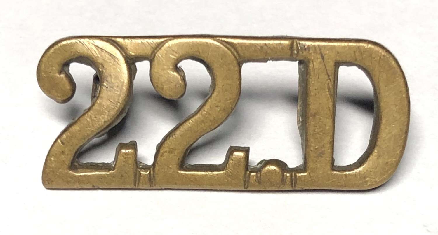 22D war raised 22nd Dragoons WW2 brass shoulder title