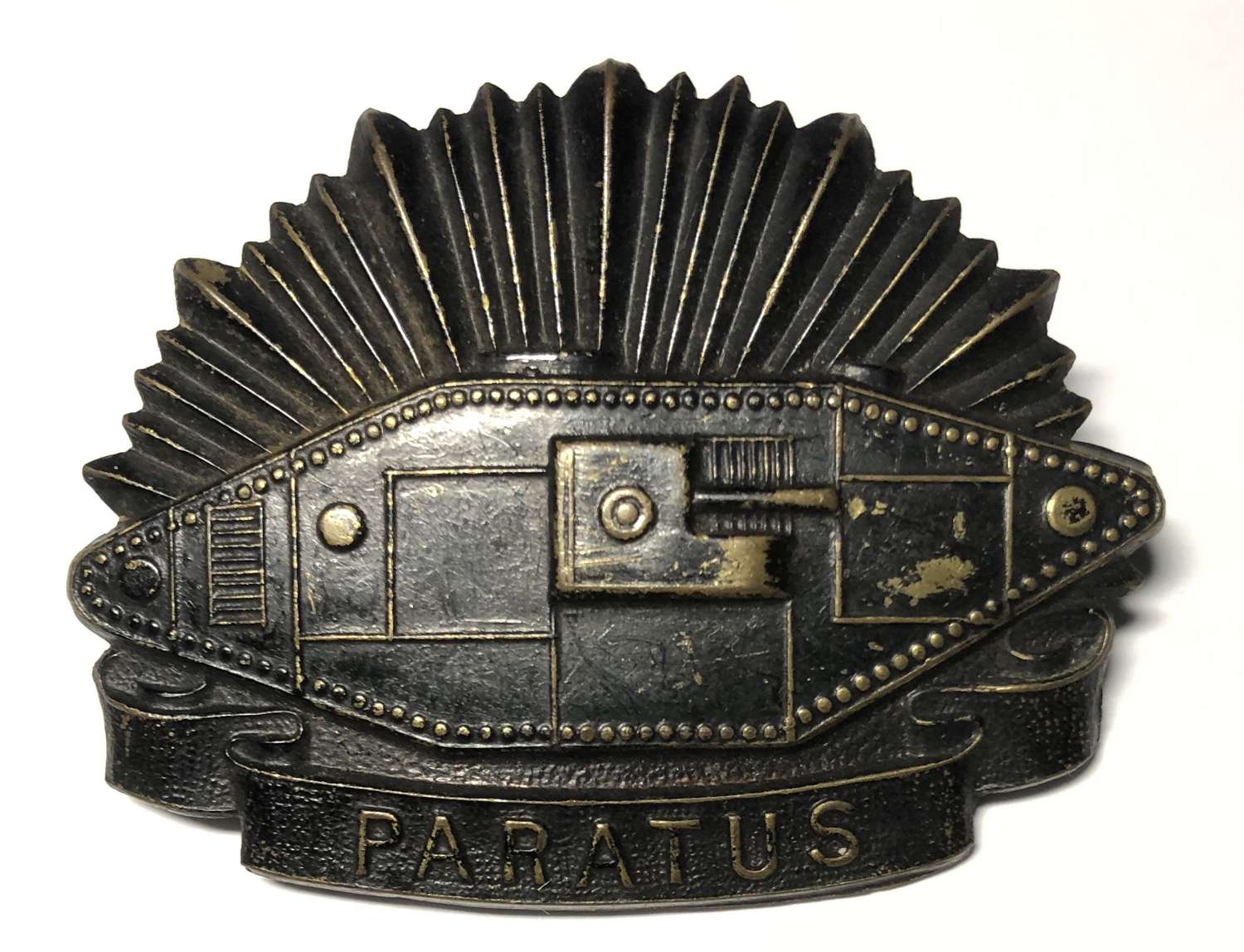 Australian Tank Corps WW2 hat badge circa 1939-42