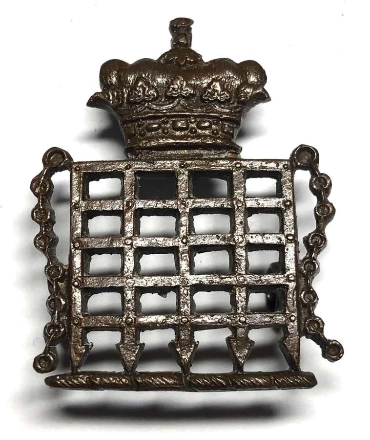 Royal Gloucestershire Hussars OSD field service cap badge