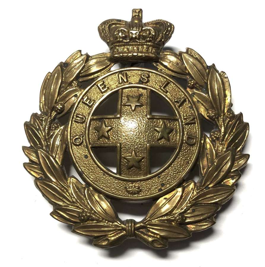 Australian Queensland Defence Forces Victorian glengarry badge