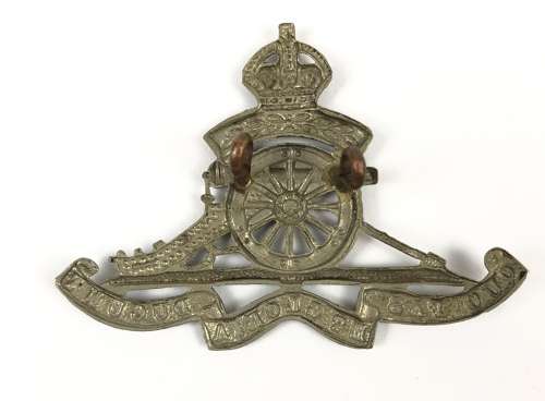 Artillery Territorials early post 1908 white metal cap badge
