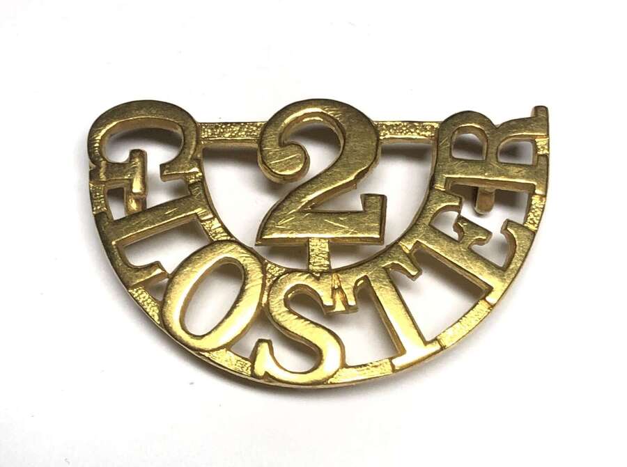 2 / GLOSTER 2nd Bn. Gloucestershire Regiment shoulder title c.1883-1905