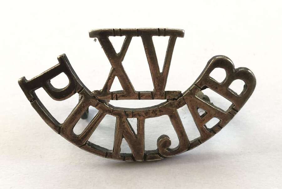 XV /  PUNJAB 1927 HM silver Indian Army shoulder title
