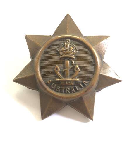 Australian Navy cap badge.