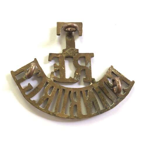 T / RE / EDINBURGH WW1 Scottish brass shoulder title