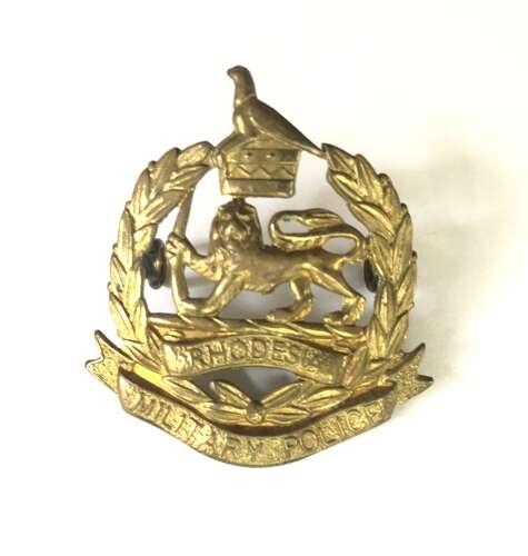 Rhodesian Military Police cap badge c. 1970-80